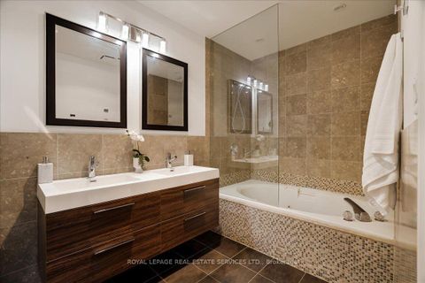 Photo 27 at TH3 - 3525 Yonge Street, York Mills, Toronto