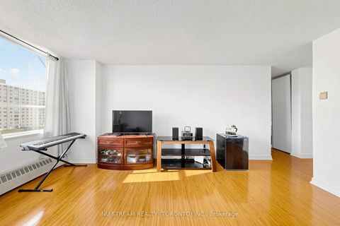 Photo 9 at 604 - 100 Lotherton Pathway, Glen Park, Toronto