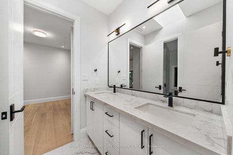 Photo 26 at 333 Horsham Avenue, Willowdale West, Toronto
