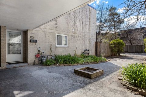 Photo 2 at 11 - 21 Four Winds Drive, York University Heights, Toronto