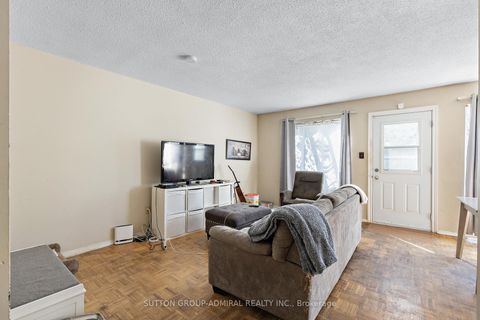 Photo 4 at 11 - 21 Four Winds Drive, York University Heights, Toronto