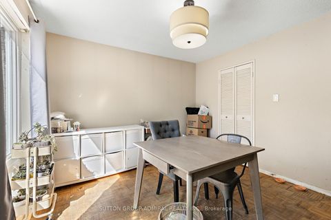 Photo 10 at 11 - 21 Four Winds Drive, York University Heights, Toronto