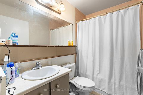 Photo 22 at 11 - 21 Four Winds Drive, York University Heights, Toronto