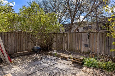 Photo 29 at 11 - 21 Four Winds Drive, York University Heights, Toronto