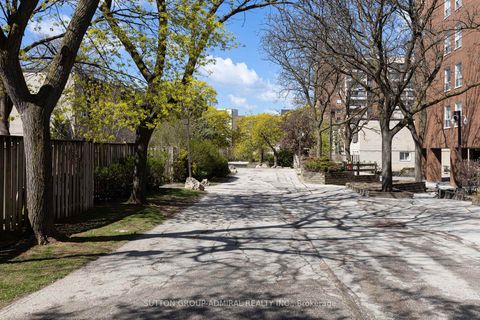 Photo 31 at 11 - 21 Four Winds Drive, York University Heights, Toronto