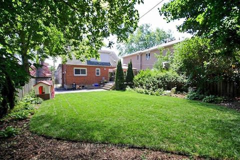 Photo 14 at 72 Hounslow Avenue, Willowdale West, Toronto