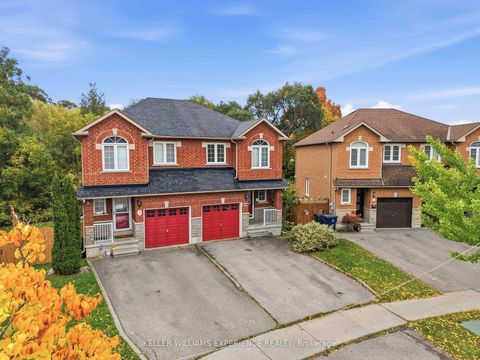 Photo 2 at 13 Katrina Court, Rustic, Toronto