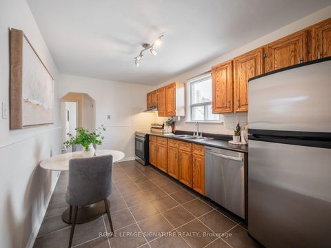 Photo 5 at 57 Yardley Avenue, Parkview, Toronto