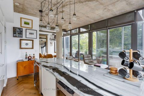 Photo 6 at TH 209 - 20 Trolley Crescent, Moss Park, Toronto