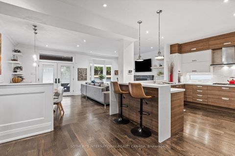Photo 4 at 329 Broadway Avenue, Mount Pleasant East, Toronto