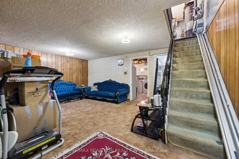 Photo 14 at 49 - 9 Lime Tree Way, Branson, Toronto