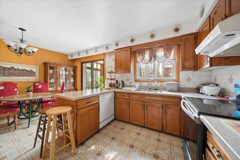 Photo 11 at 16 Ascolda Boulevard, Eglinton East, Toronto