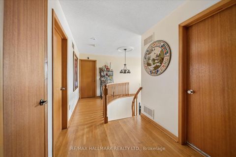 Photo 17 at 16 Ascolda Boulevard, Eglinton East, Toronto