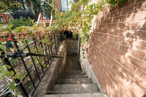 Photo 38 at 16 Ascolda Boulevard, Eglinton East, Toronto