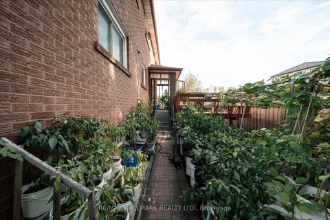 Photo 39 at 16 Ascolda Boulevard, Eglinton East, Toronto