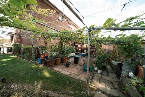 Photo 41 at 16 Ascolda Boulevard, Eglinton East, Toronto