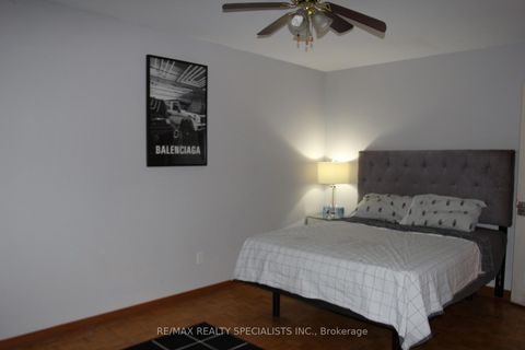 Photo 13 at 31 Laburnham Avenue, Long Branch, Toronto