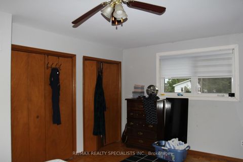 Photo 14 at 31 Laburnham Avenue, Long Branch, Toronto