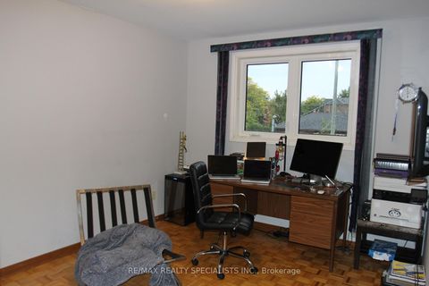 Photo 15 at 31 Laburnham Avenue, Long Branch, Toronto