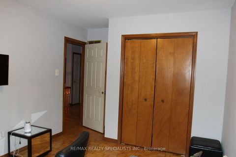 Photo 16 at 31 Laburnham Avenue, Long Branch, Toronto