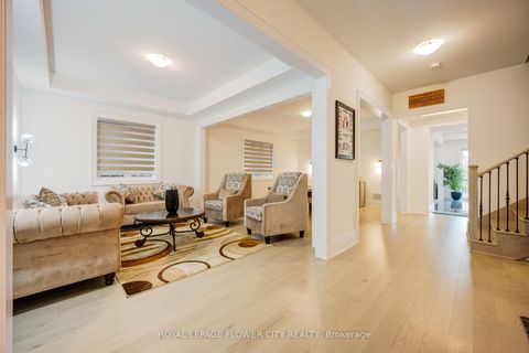 Photo 7 at 20 Seraville Street, Vellore Village, Vaughan