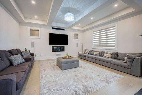 Photo 18 at 20 Seraville Street, Vellore Village, Vaughan