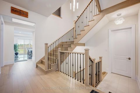 Photo 27 at 20 Seraville Street, Vellore Village, Vaughan
