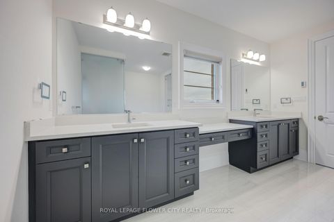 Photo 39 at 20 Seraville Street, Vellore Village, Vaughan