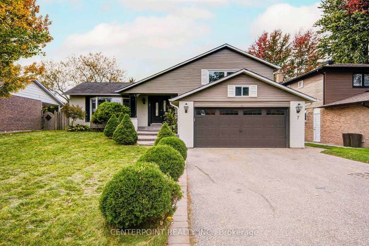 Photo 0 at 7 Avondale Crescent, Markham Village, Markham