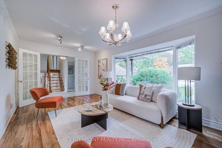 Photo 9 at 7 Avondale Crescent, Markham Village, Markham