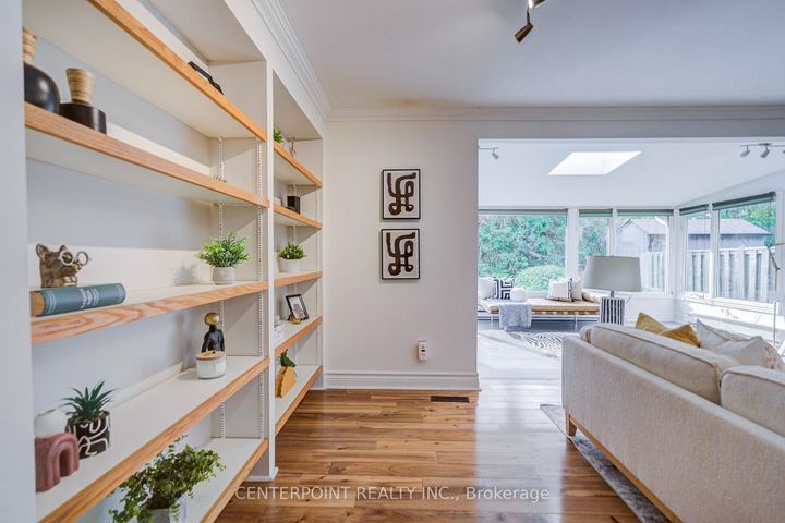 Photo 25 at 7 Avondale Crescent, Markham Village, Markham