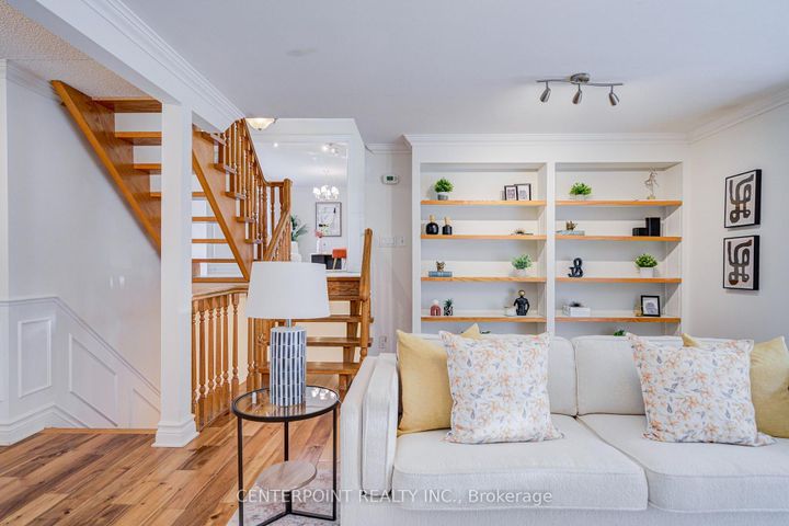 Photo 26 at 7 Avondale Crescent, Markham Village, Markham