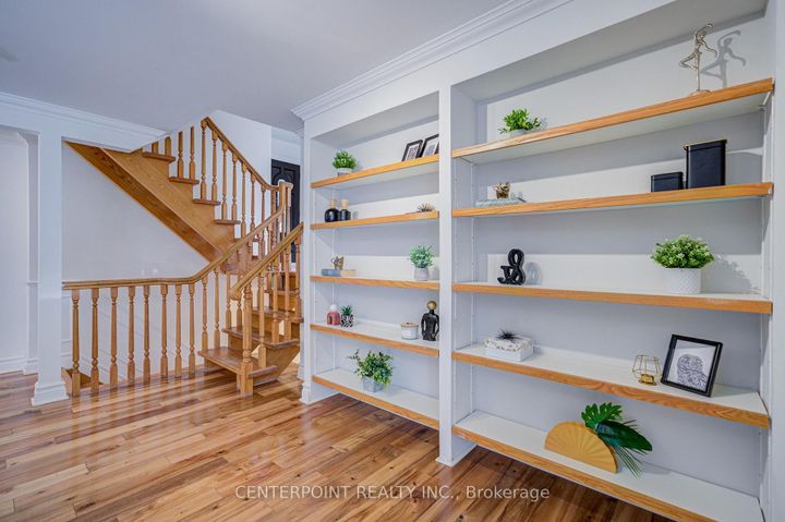 Photo 28 at 7 Avondale Crescent, Markham Village, Markham