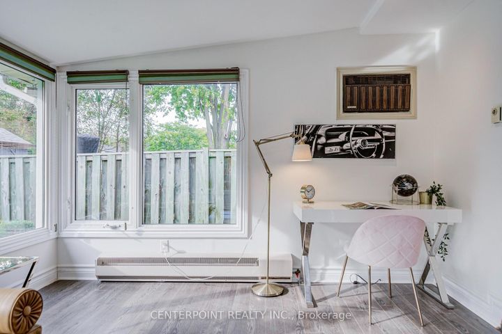 Photo 32 at 7 Avondale Crescent, Markham Village, Markham