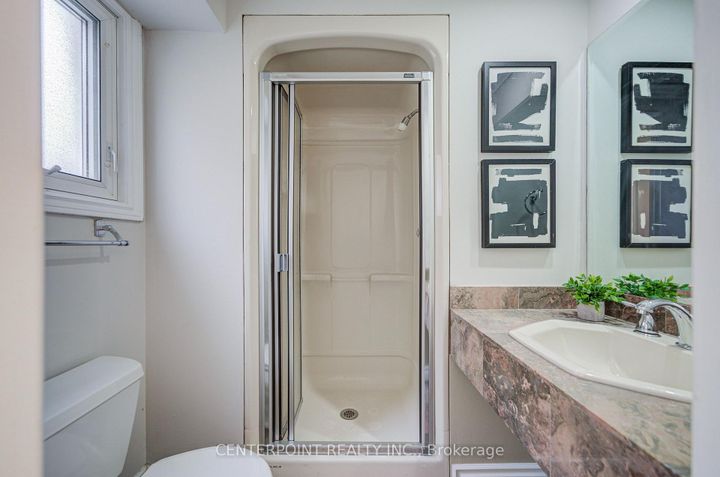 Photo 33 at 7 Avondale Crescent, Markham Village, Markham