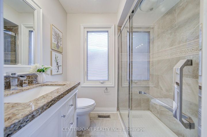 Photo 38 at 7 Avondale Crescent, Markham Village, Markham