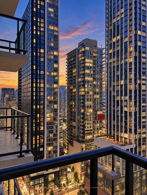 Photo 11 at 2103 - 87 Peter Street, Waterfront Communities C1, Toronto