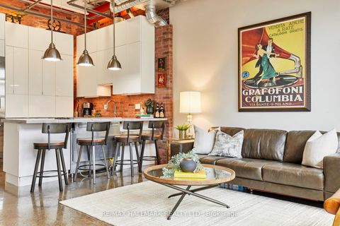 Photo 2 at 412 - 383 Adelaide Street E, Moss Park, Toronto
