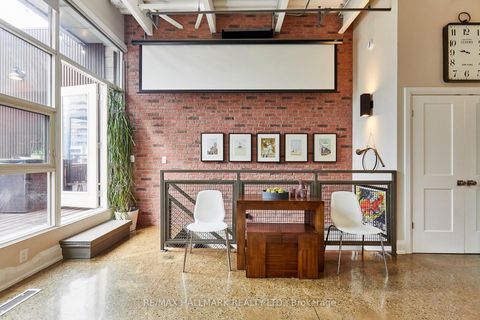 Photo 4 at 412 - 383 Adelaide Street E, Moss Park, Toronto