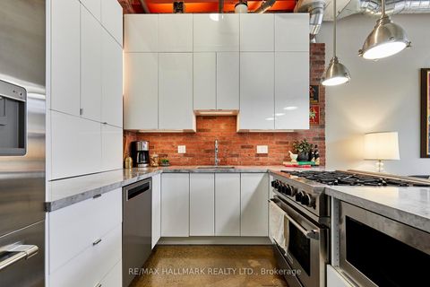 Photo 8 at 412 - 383 Adelaide Street E, Moss Park, Toronto
