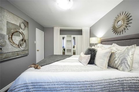 Photo 11 at 92 Overture Road, West Hill, Toronto
