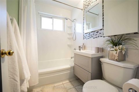 Photo 14 at 92 Overture Road, West Hill, Toronto