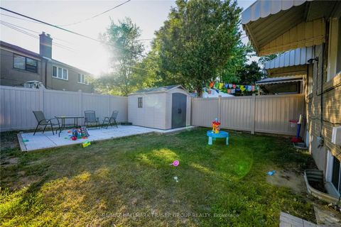 Photo 17 at 92 Overture Road, West Hill, Toronto