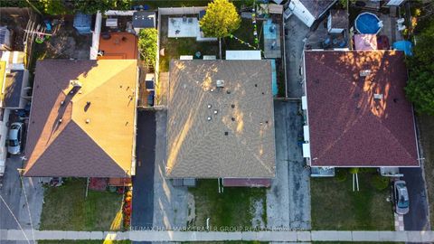 Photo 20 at 92 Overture Road, West Hill, Toronto
