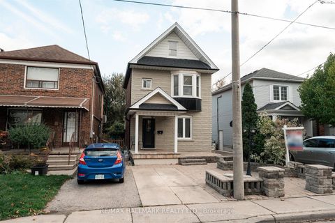 Photo 1 at 9 Savoy Avenue, Lumsden, Toronto