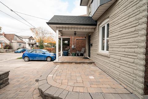 Photo 5 at 9 Savoy Avenue, Lumsden, Toronto