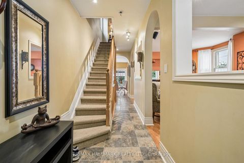 Photo 10 at 9 Savoy Avenue, Lumsden, Toronto