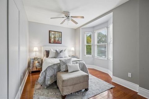 Photo 25 at 9 Savoy Avenue, Lumsden, Toronto