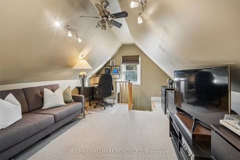 Photo 31 at 9 Savoy Avenue, Lumsden, Toronto