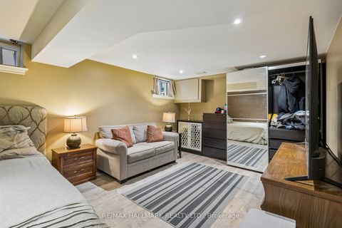 Photo 34 at 9 Savoy Avenue, Lumsden, Toronto
